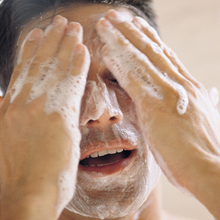 Carica l'immagine nel visualizzatore di Gallery, 883 Beauty® Clean – Mousse Detergente Viso Uomo